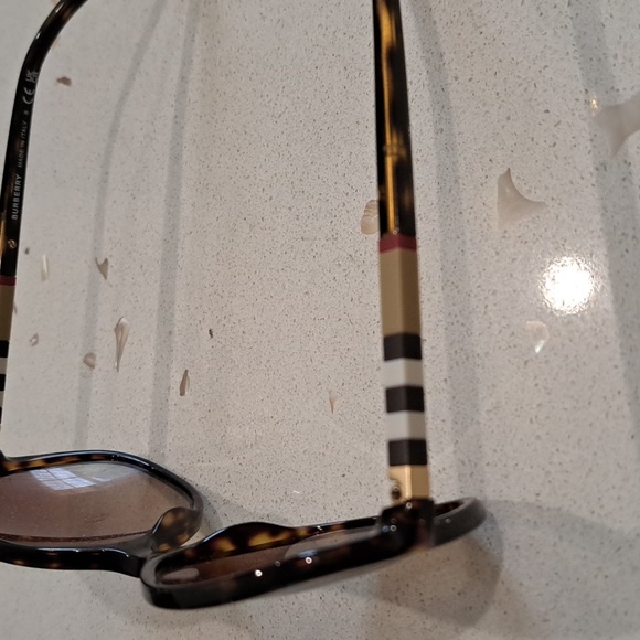NWT Burberry Dark Havana Women's Sunglasses! - Picture 10 of 13